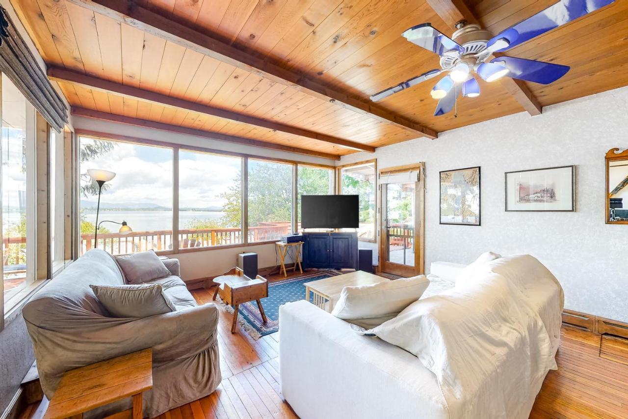 Calm Waters Lakeside Cabin Villa Sagle ภายนอก รูปภาพ