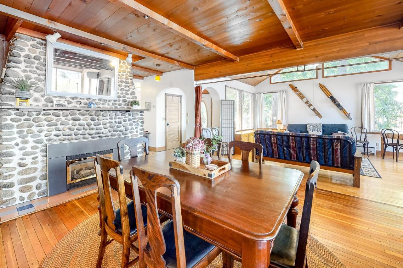 Calm Waters Lakeside Cabin Villa Sagle ภายนอก รูปภาพ